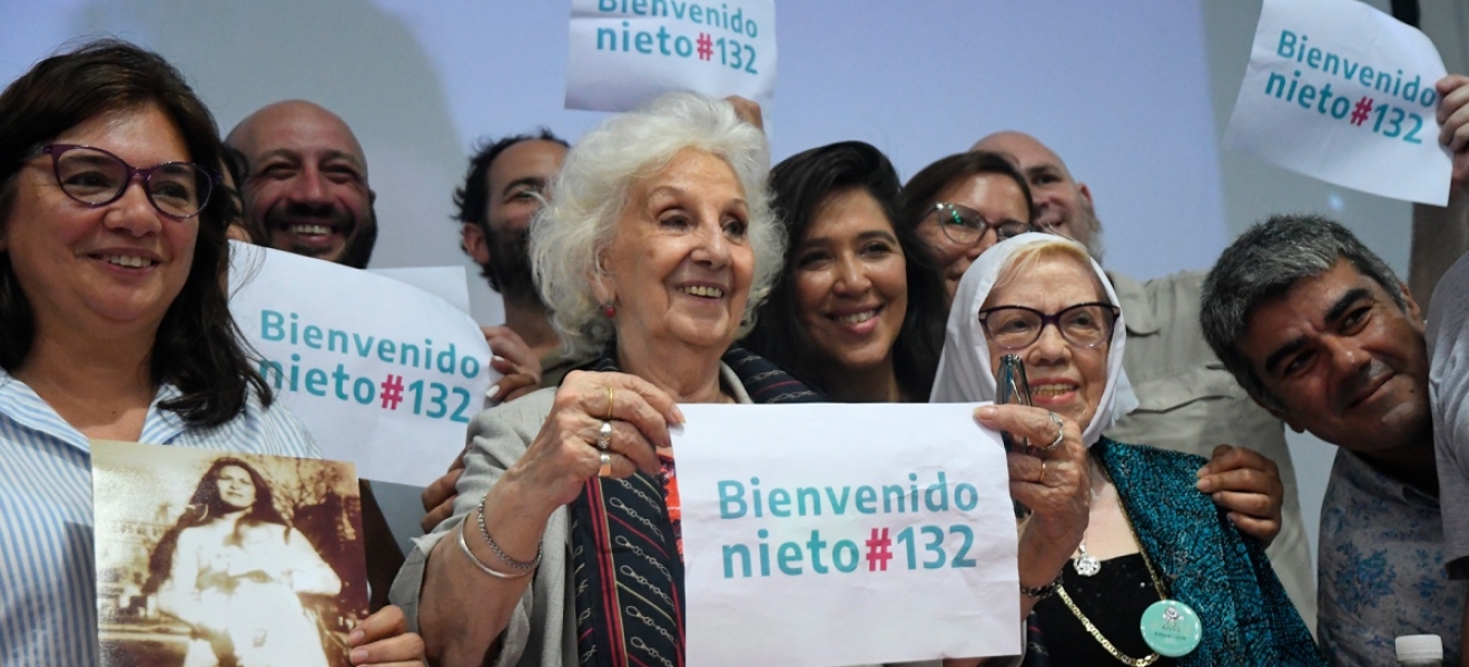 (((video))) Las Abuelas de Plaza de Mayo anunciaron la restitución del nieto 132